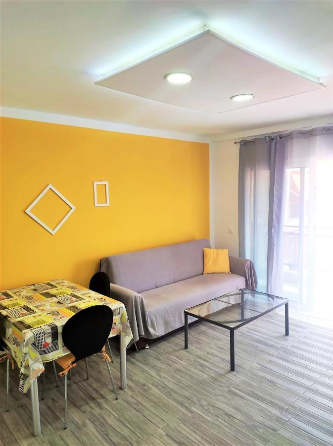 Cris Sol Apartments Los Cristianos  Extérieur photo