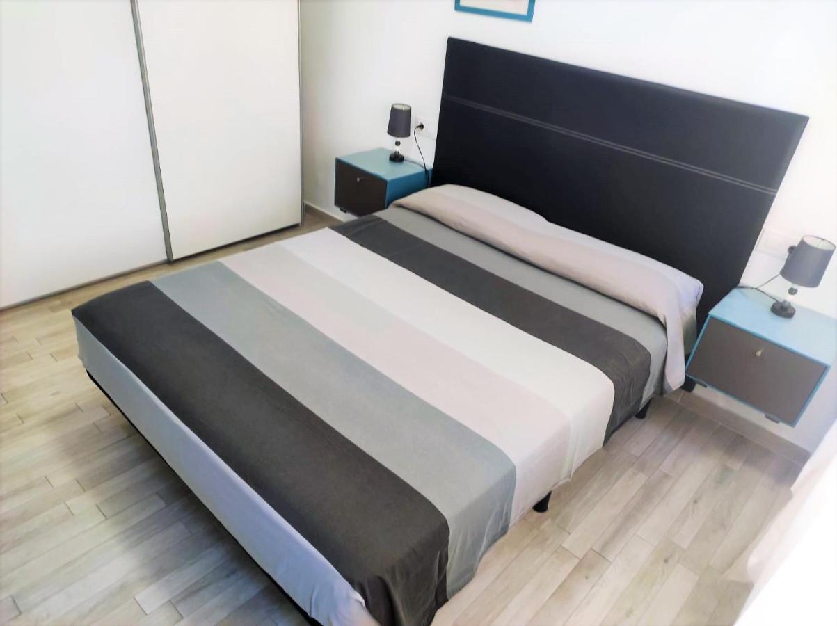 Cris Sol Apartments Los Cristianos  Extérieur photo